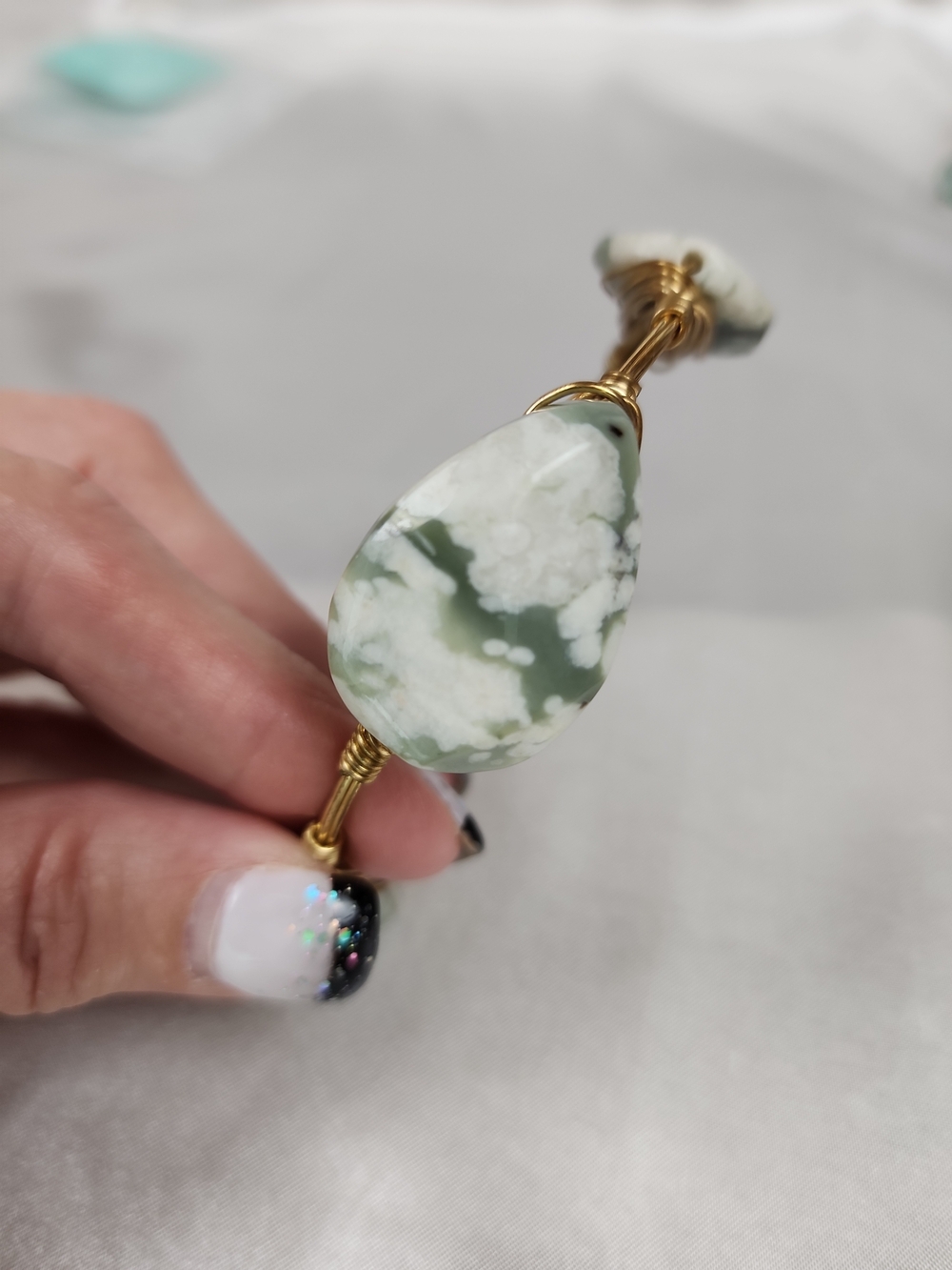 Green and White Stone Wire-Wrapped Bangle Bracelet - Women Jewelry - Picture 3 of 5